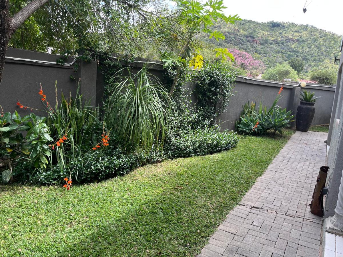 Toro Guest House 勒斯滕堡 外观 照片